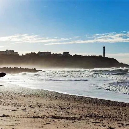 Moderne A 400m De La Avec Balcon Et Parking A - Fr-1-3-566 Anglet